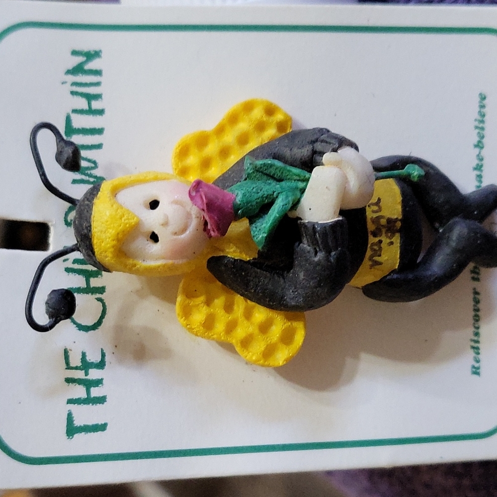 Lefton class pin